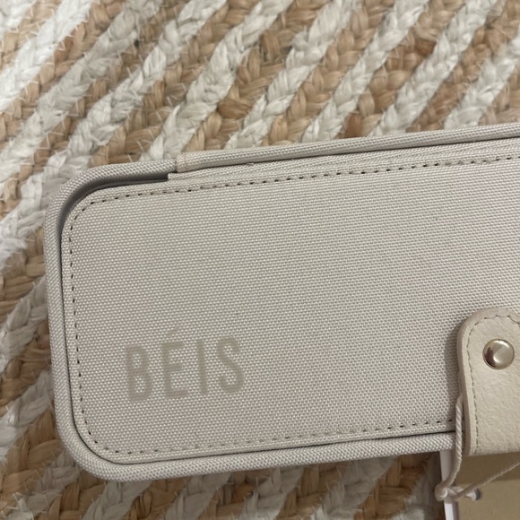 Béis “The Jewelry Case” Cream Jewelry Organizer with Mirror NWT - Picture 6 of 9